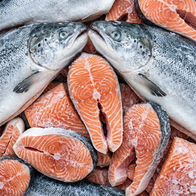 Whole and fillet frozen salmon to international standards.