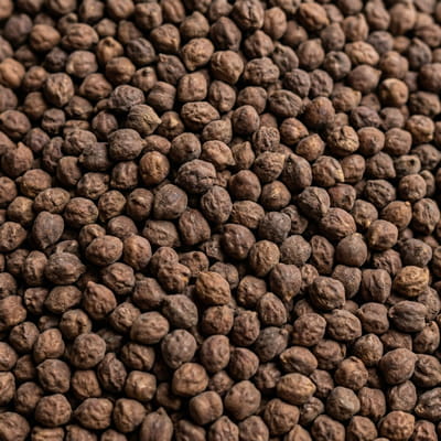 Nutritious brown chickpeas, versatile for cooking and snacking.